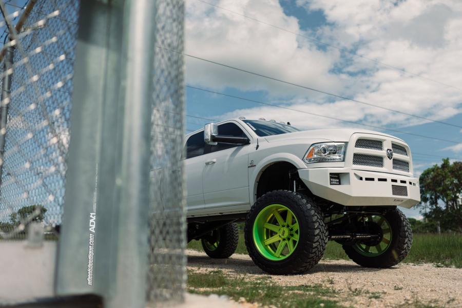  Dodge Ram 2500HD on ADV.1 Wheels (ADV08TruckSpecSL) 2015 года  (фото 22 из 25)